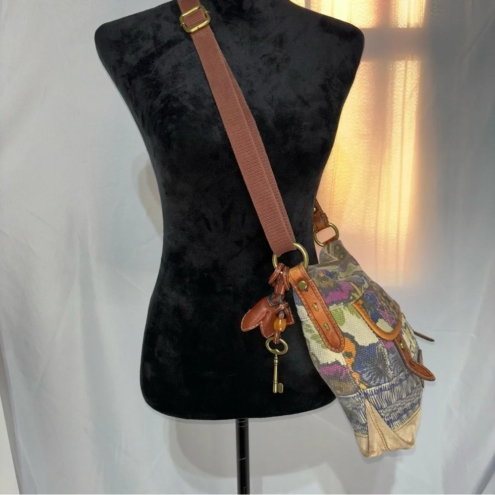 FOSSIL Vtg Boho Floral Canvas Suede Leather Crossbody Shoulder Bag - Picture 8 of 14